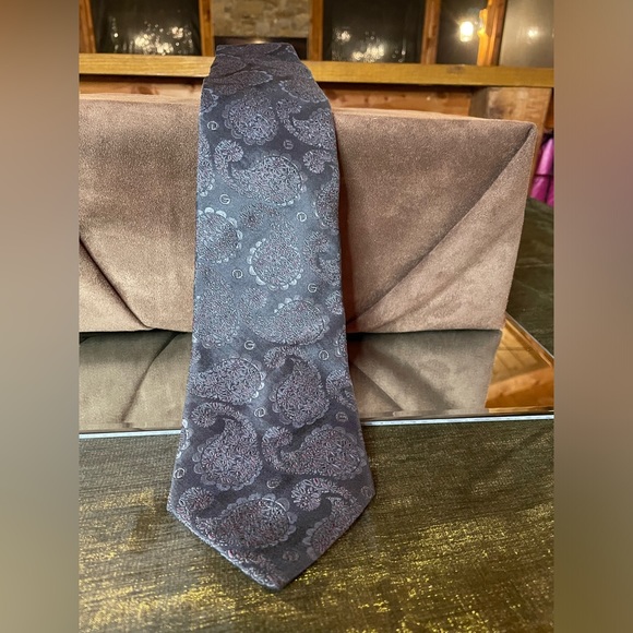 100% silk Gucci men’s tie - Picture 1 of 6